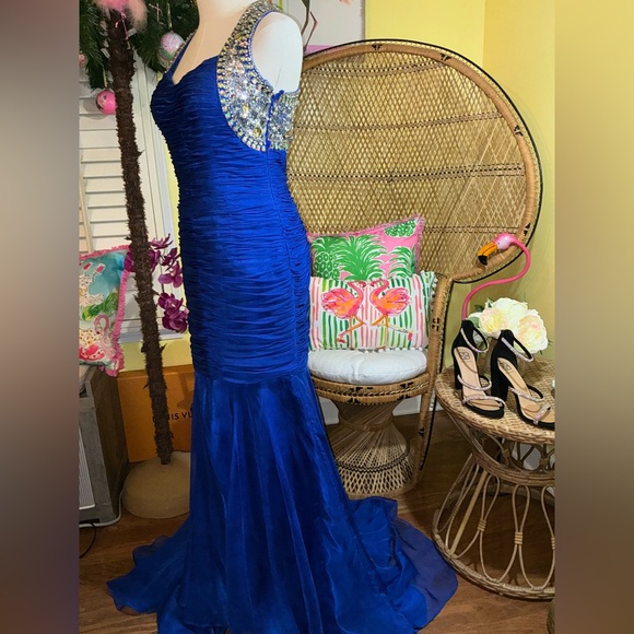 Colors Formal/Prom Dress Cobalt Blue Beaded Size 6 - Picture 2 of 16